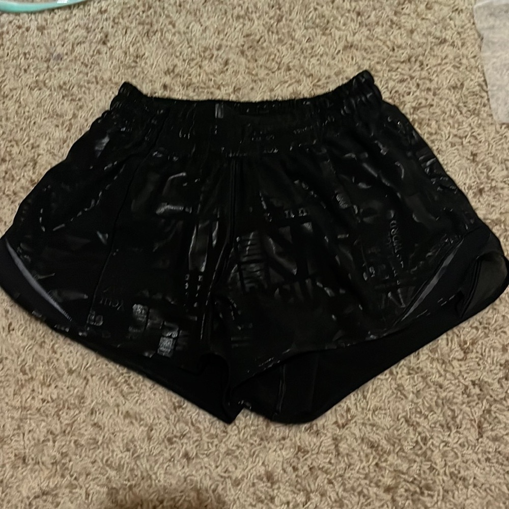 RARE 4 inch size 4 lululemon shorts/ worn only a few times
